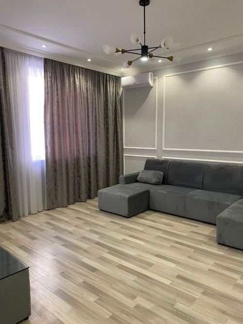 3-xonali kvartira, 120 m²