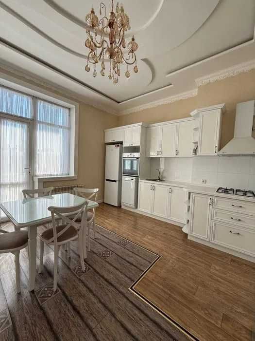 3-room apartment, 150 m², Tashkent, Mirabad District, for rent