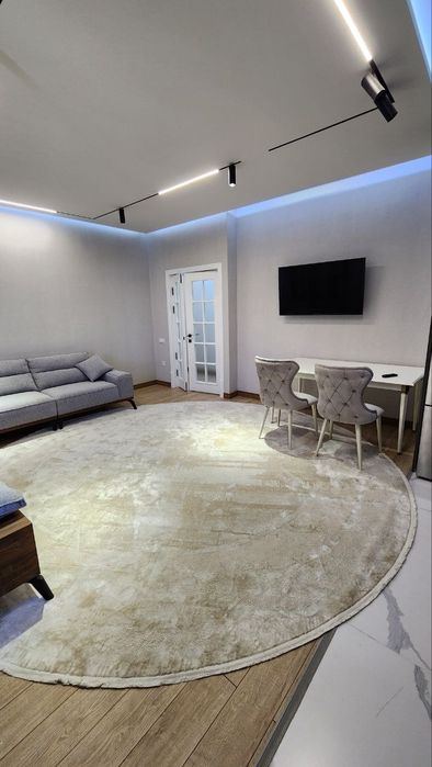 3-xonali kvartira, 90 m²