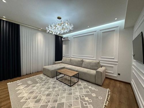 3-комнатная квартира, 130 м²