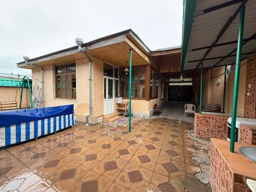 6-xonali uy, 225 m²