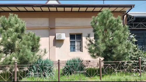 12-xonali uy, 350 m²