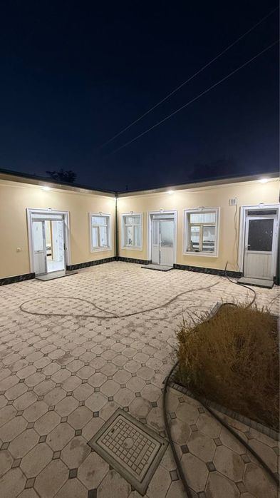 4-xonali uy, 230 m²