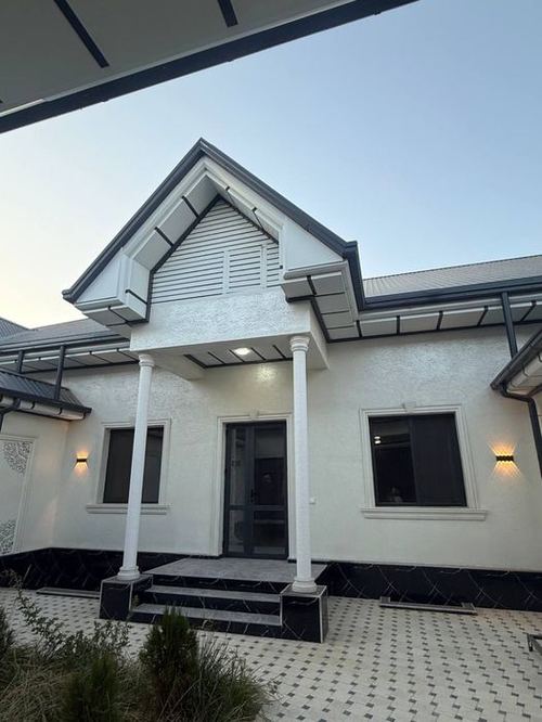 4-xonali uy, 200 m²