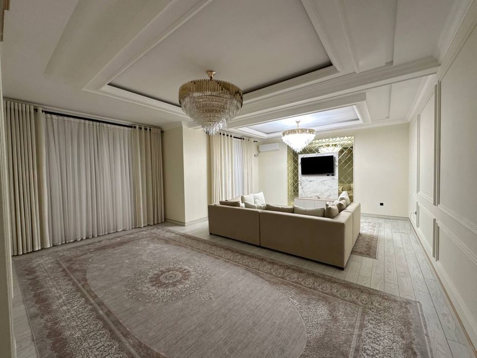 4-room apartment, 250 m², Tashkent, Mirabad District, for rent