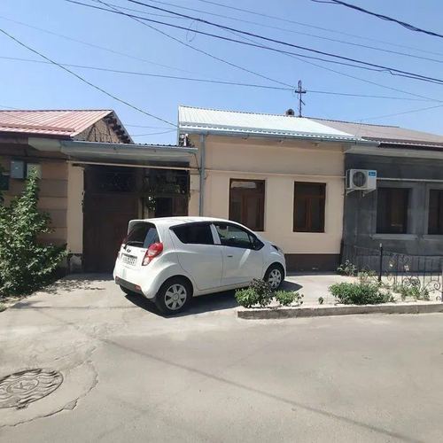 4-xonali uy, 70 m²
