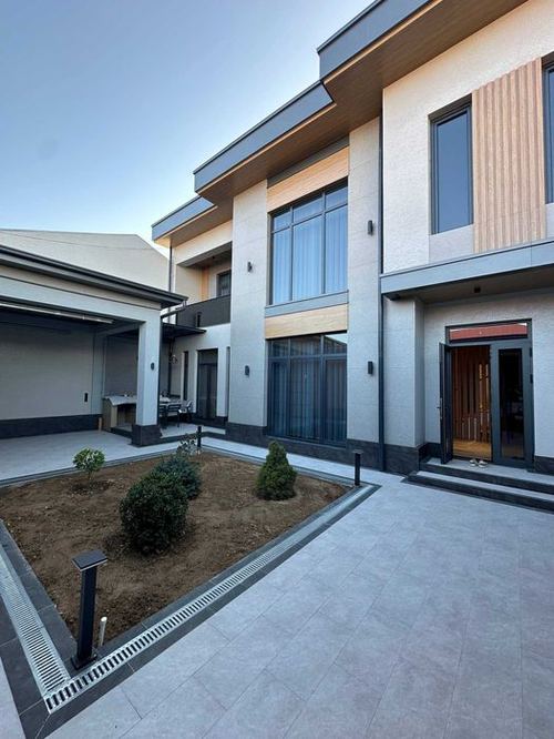 6-xonali uy, 375 m²