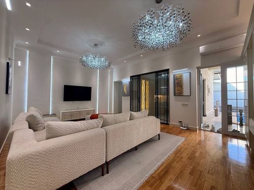 5-xonali uy, 340 m²
