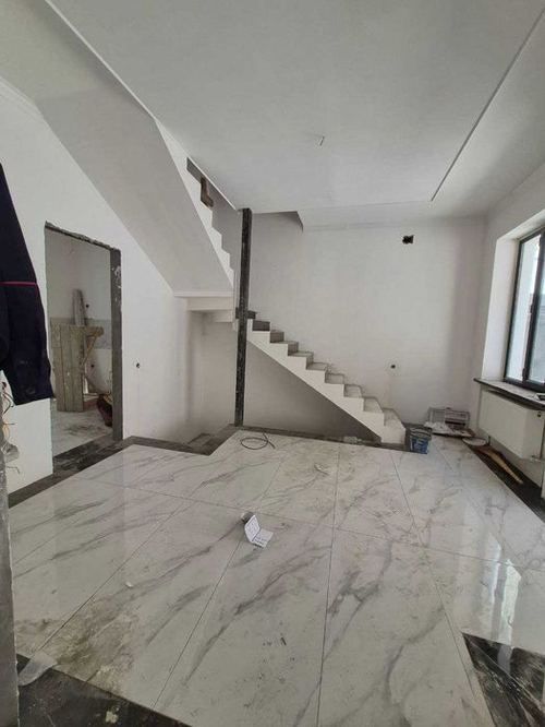 6-xonali uy, 200 m²
