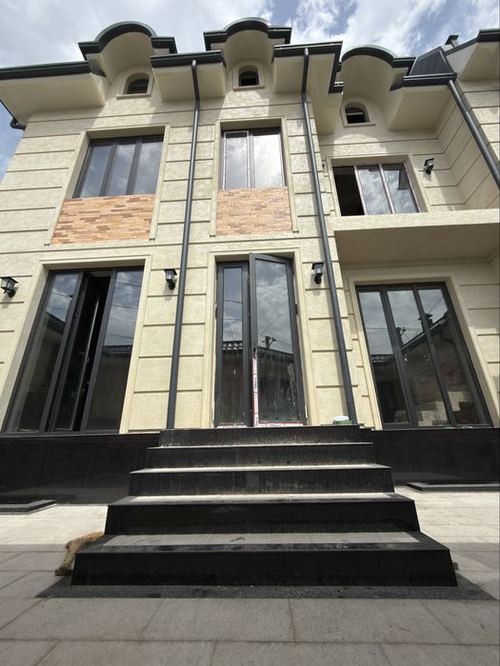 5-xonali uy, 150 m²