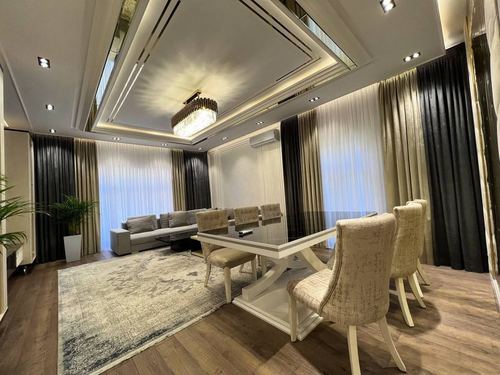 4-room apartment, 130 m²