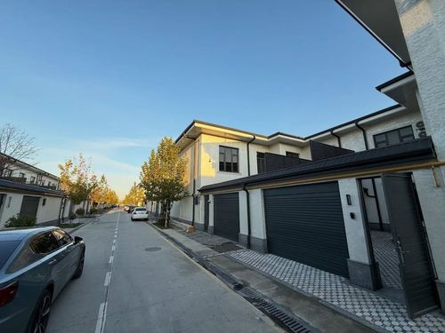 5-xonali uy, 250 m²