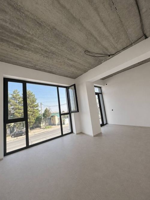 7-xonali uy, 280 m²