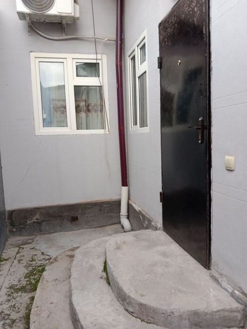 1-xonali uy, 33 m²
