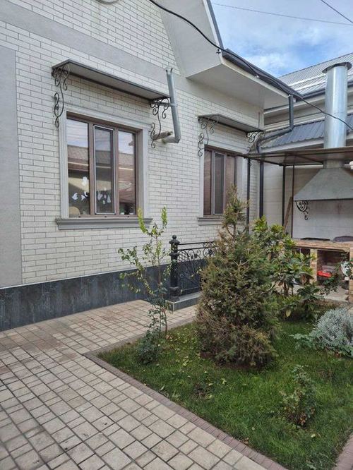 5-xonali uy, 190 m²