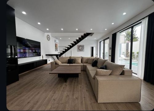 4-xonali uy, 250 m²