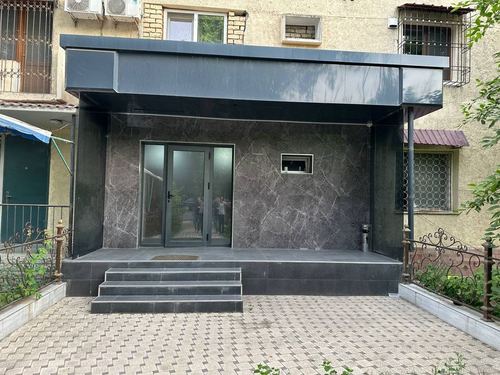 Срочно  Продаётся офис ул.Элбек напротив ЖК infinity Нукус Ц 1 центр