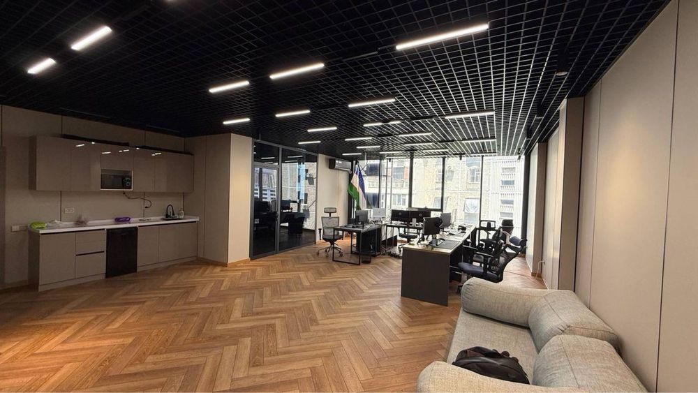 Продается офис Ор-р: Аэропорт 85м2