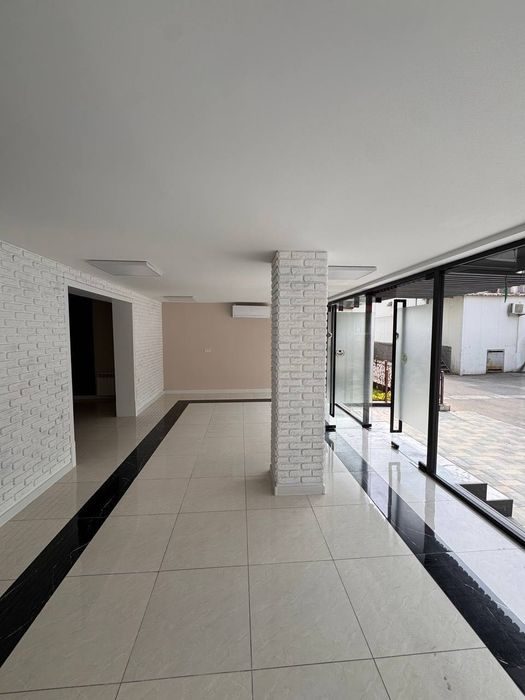 Продажа помещение гостиница Россия ул. Афрасиаб 143 м² .