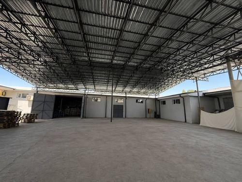 Продается. Производственная база. Назарбек - 20 соток. YU