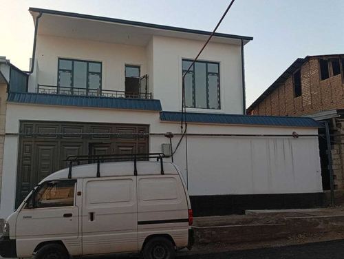 6-room house, 230 m²