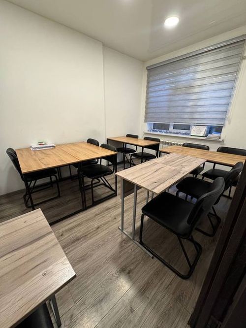 Продаётся помещение ул. ЧЕХОВА 172М2