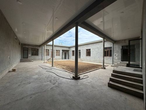 6-room house, 6 m²