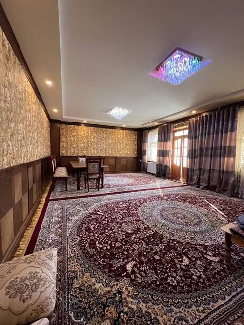 6-room house part, 800 m²