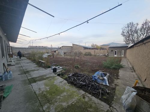 4-room dacha, 1000 m²
