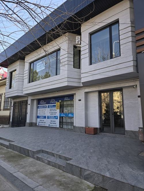 Помещение в доль дороге