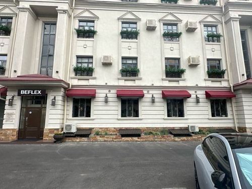 Аренда 200м2 1й этаж Нукусская Гламур бутик