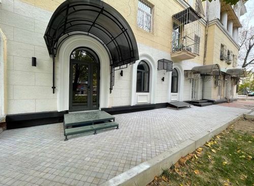 Срочно аренда офис Тарса Шевченка 80кв первая линия!
