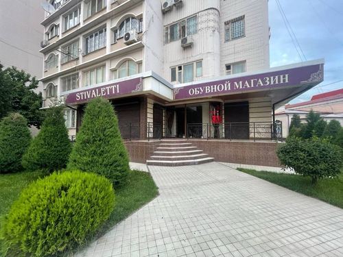 Сдаётся 200 кв Вдоль дороги ул. Ойбек