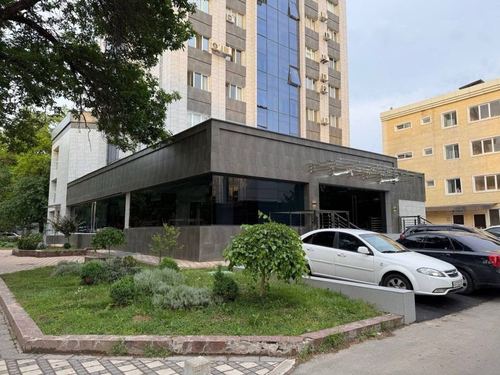 Аренда 910м2 Нукусская 1я линия центр города