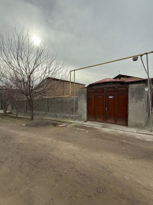 Qulay shinam hovli sotiladi 3 sotih 3 xona