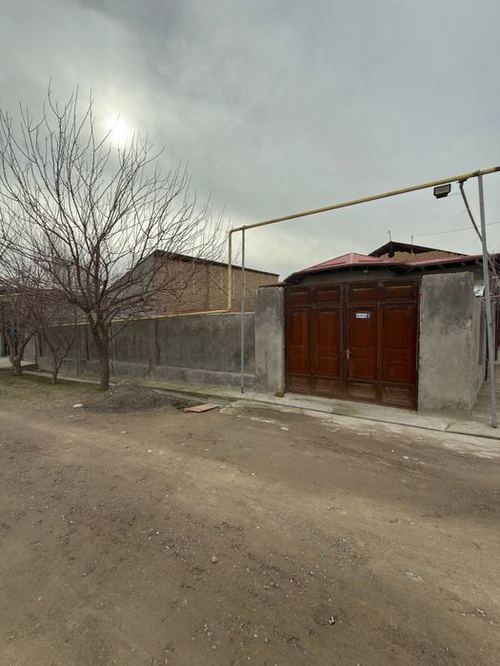 Qulay shinam hovli sotiladi 3 sotih 3 xona
