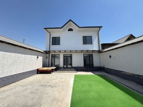 7-комнатный дом, 300 м²