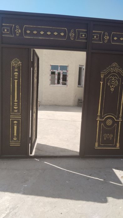 5-room cottage, 2700 m², Tashkent, Bektemir District, for sale