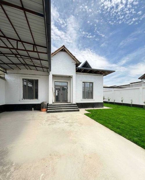 4-комнатный дом, 130 м²