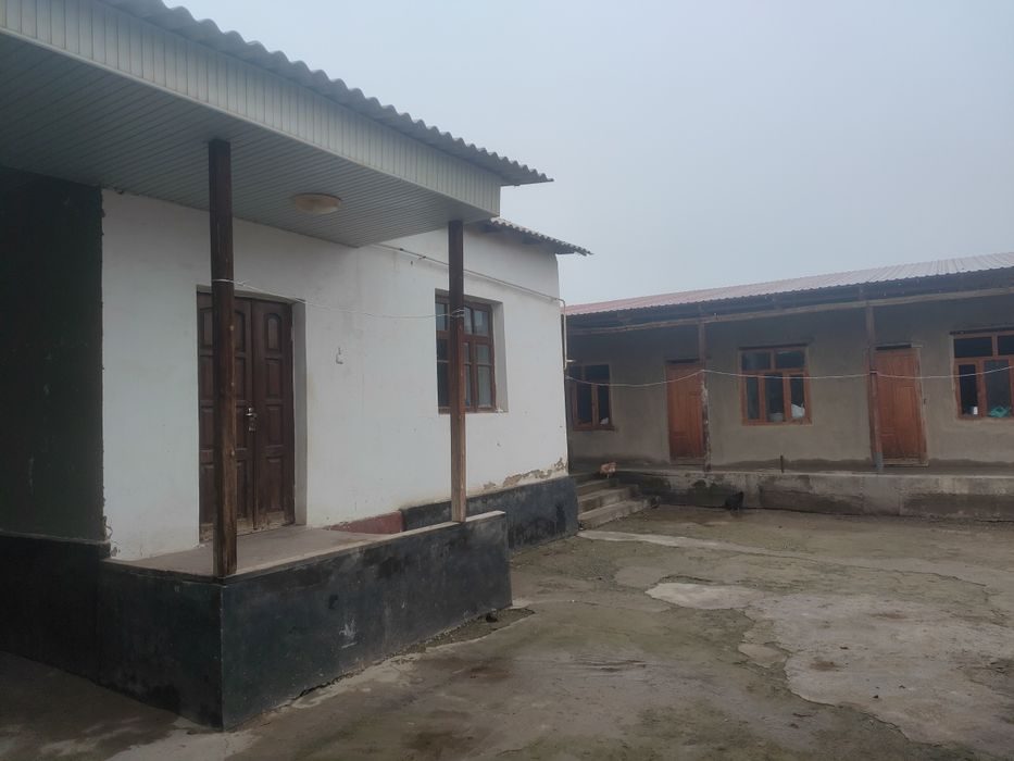 5-room house, 4 m², Tashkent, Bektemir District, for sale