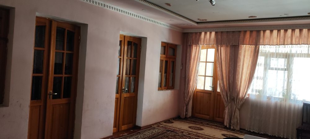 6-room house, 2700 m², Tashkent, Bektemir District, for sale
