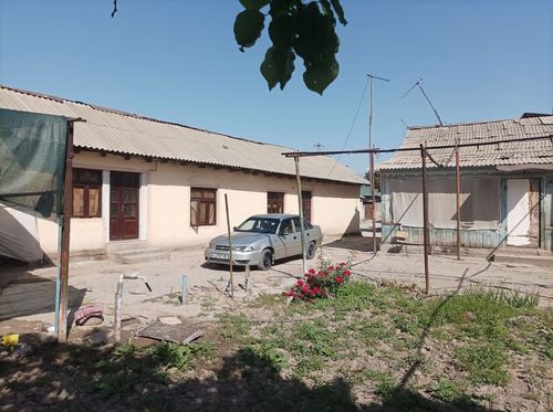 7-комнатный дом, 950 м²