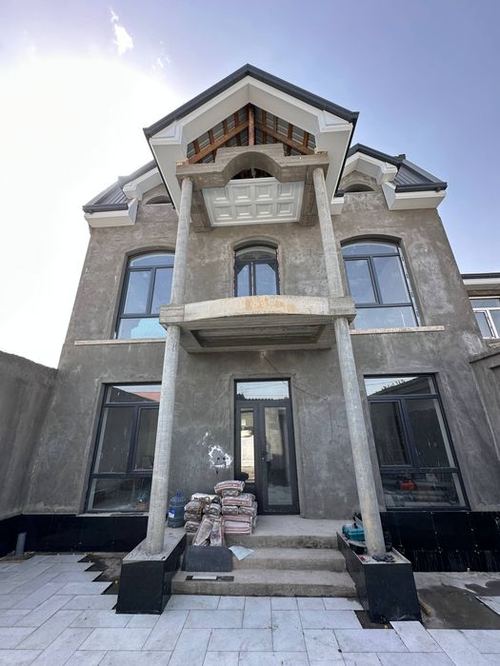 8-комнатный коттедж, 240 м²