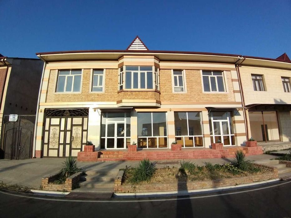 8-room house, 1100 m², Tashkent, Bektemir District, for sale