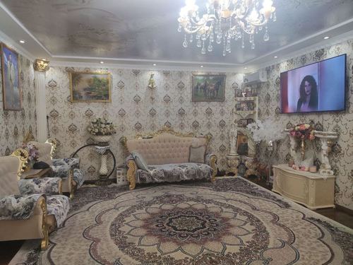 7-комнатный дом, 200 м²