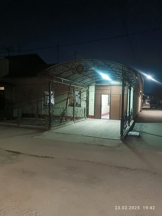 6-room house, 2800 m², Tashkent, Bektemir District, for sale
