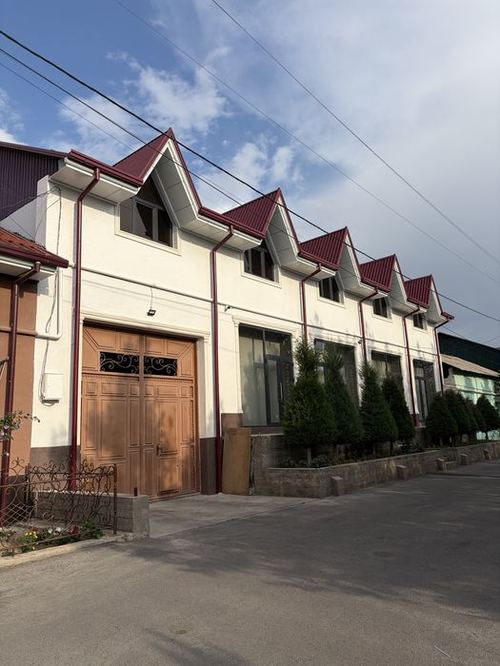 7-xonali uy, 10 m²