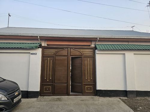 7-xonali uy, 140 m²