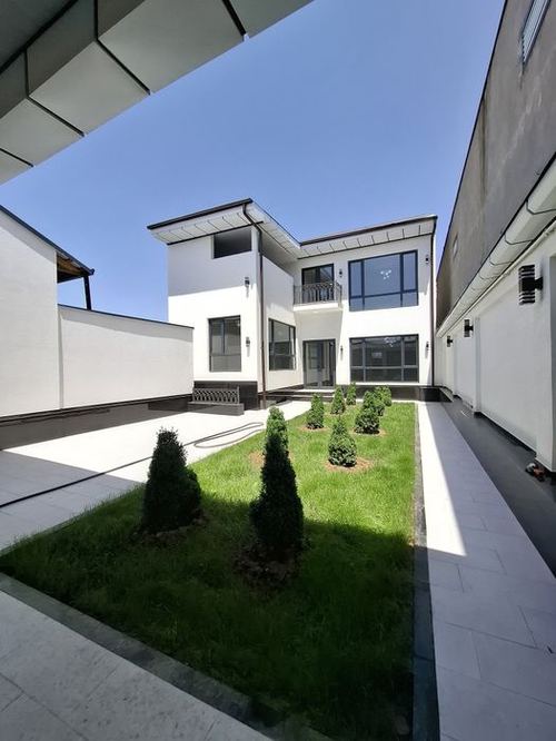 6-xonali uy, 300 m²