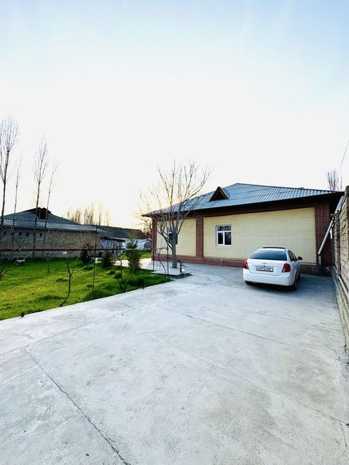 5-xonali uy, 1000 m²